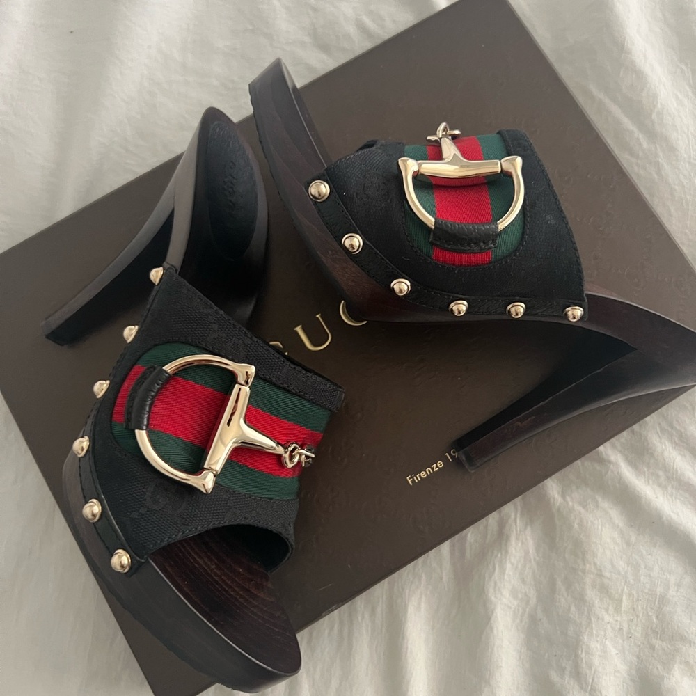 👑✅PRICE FIRM✅ AUTHENTIC Gucci Web Horsebit Black Heels - Picture 4 of 17